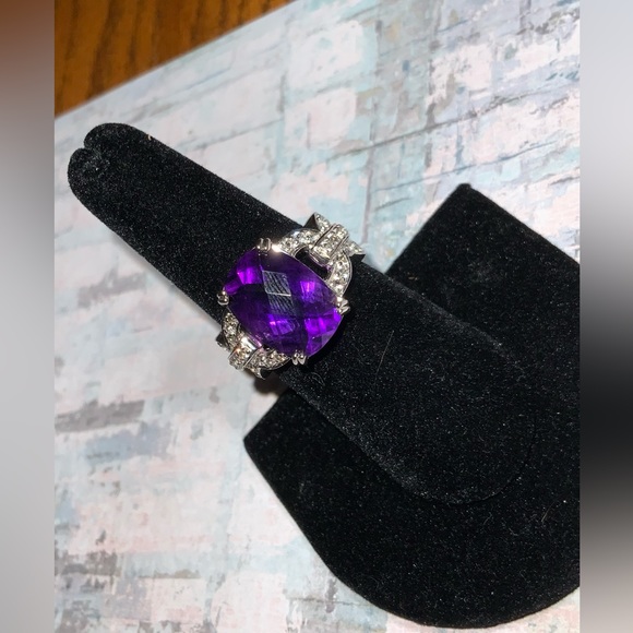 NIB 925 Faceted Amethyst Ring w/ White Simulated Diamonds Sz 6.75 - Picture 11 of 12